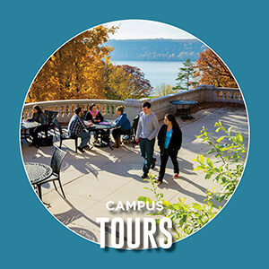 Button saying "Campus tours"