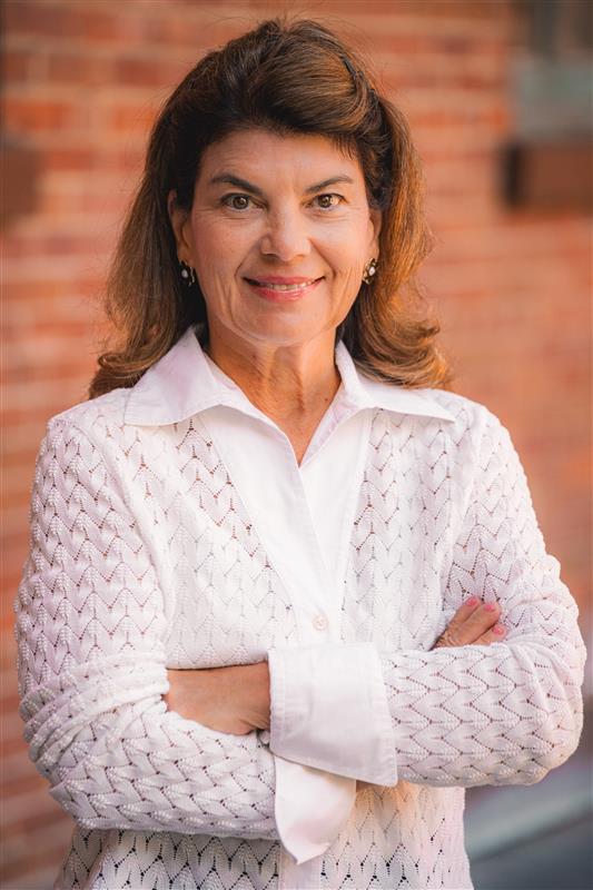 Professional photo of Catherine Rodriguez